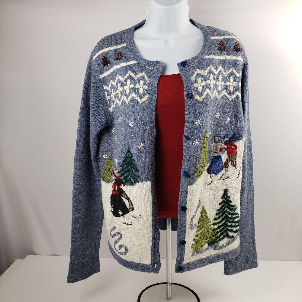 Reference Point M Cardigan Blue Off White Sweater Winter Snow Ice Skaters
